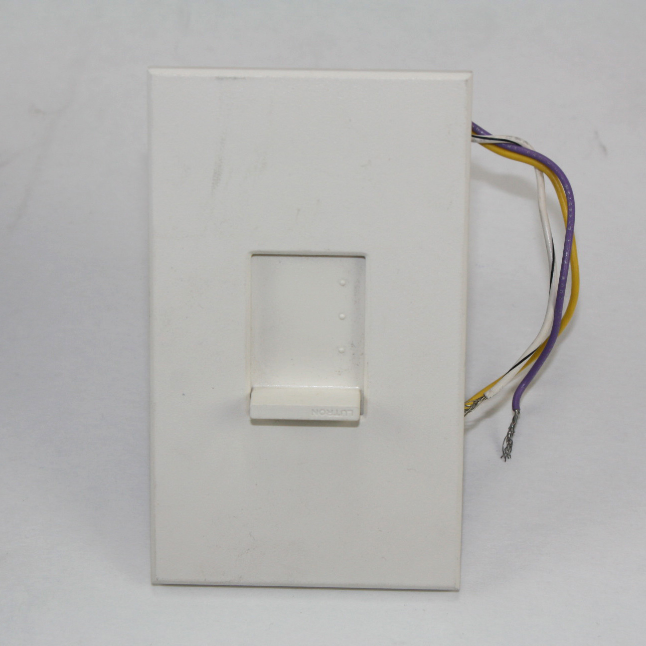 LUTRON MWNTWH WHITE NOVA T MICROWATT SLIDE DIMMING DIMMER SWITCH eBay